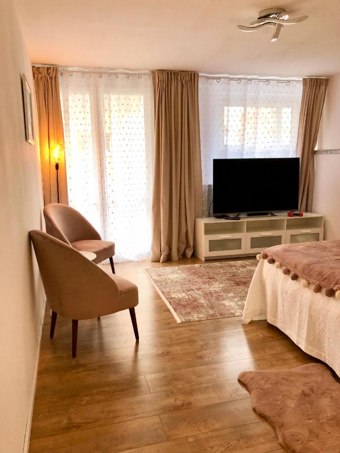 Old Town Romantic Apartment. Breslau-Wroclaw. 외부 사진